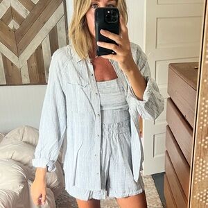 Gentle fawn striped button up Shirt Small
